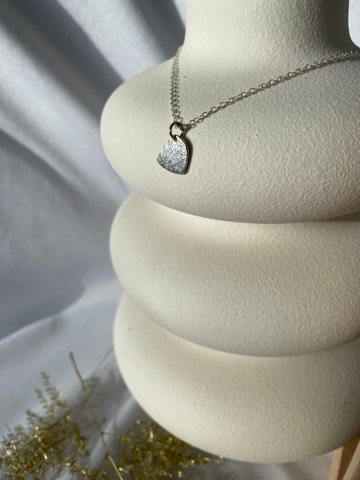 Collier Iomé, Argent Massif